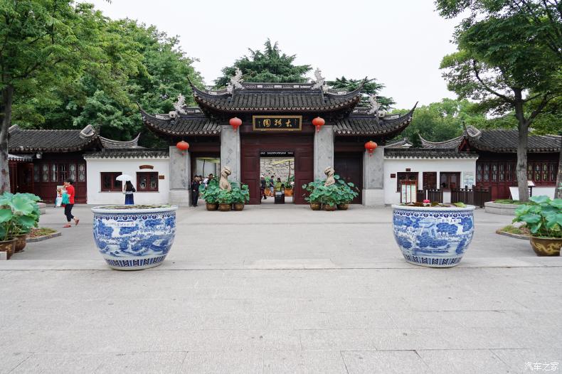 太阳成官网:中牟河务局2010年根石加固专项通过验收(图1) 太阳集团tyc