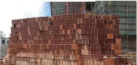 “太阳成官网”
为什么说施工图审图很重要 审查的重点又有哪些？(图2)